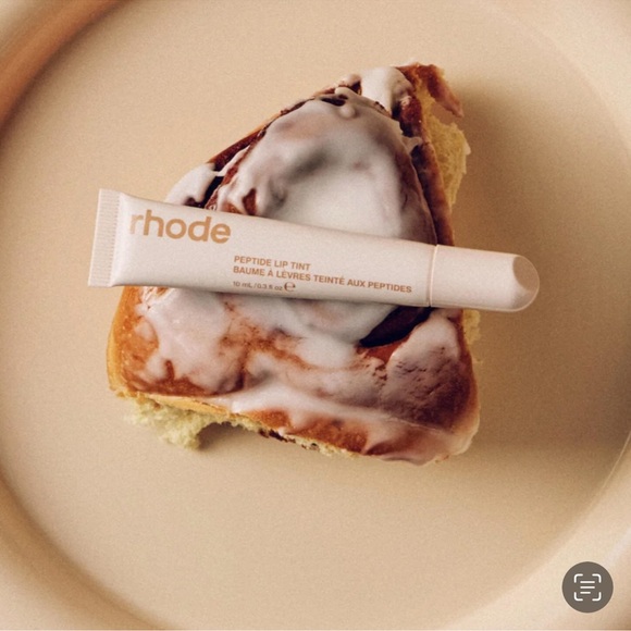 Rhode Peptide Lip Tint Set cinnamon roll & peppermint - Picture 3 of 4